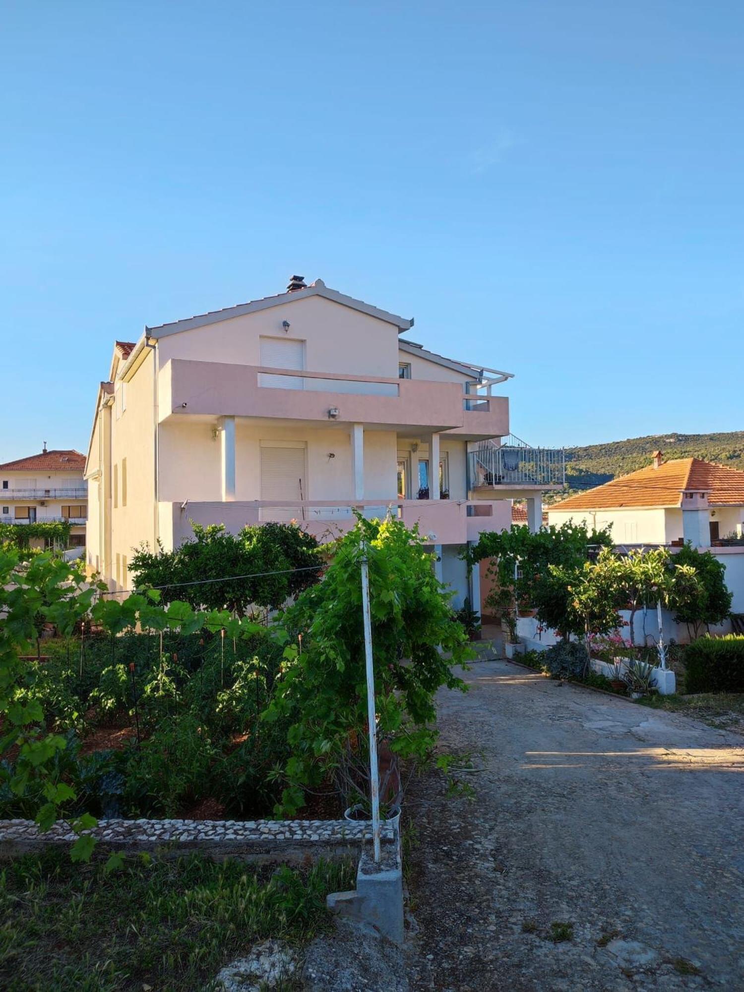 Apartment Slaven Vinisce Exterior photo